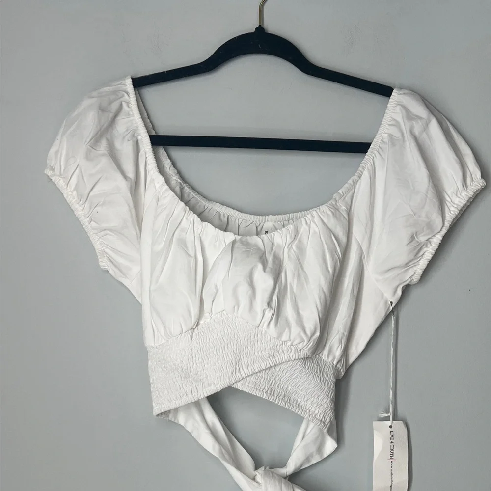 NWT Live 4‎ Truth White Smocked Crop Top Blouse Tie Waist Boho Cottagecore Med